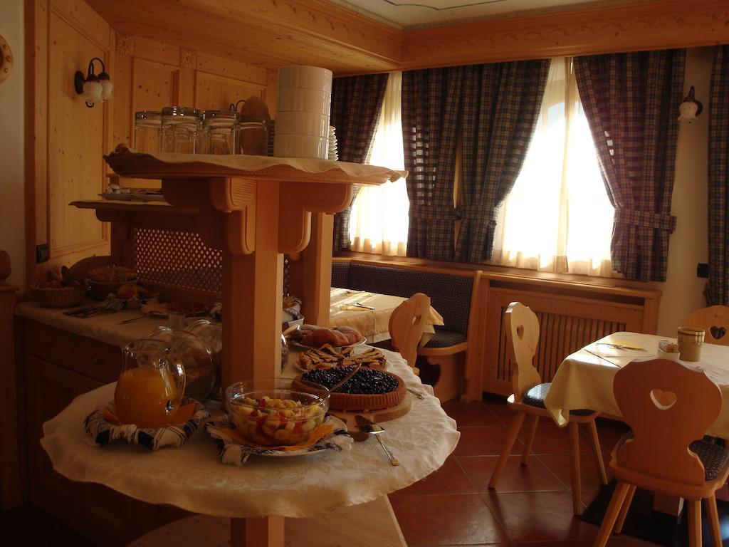 Bed and Breakfast Agritur Cornasest Breguzzo Esterno foto