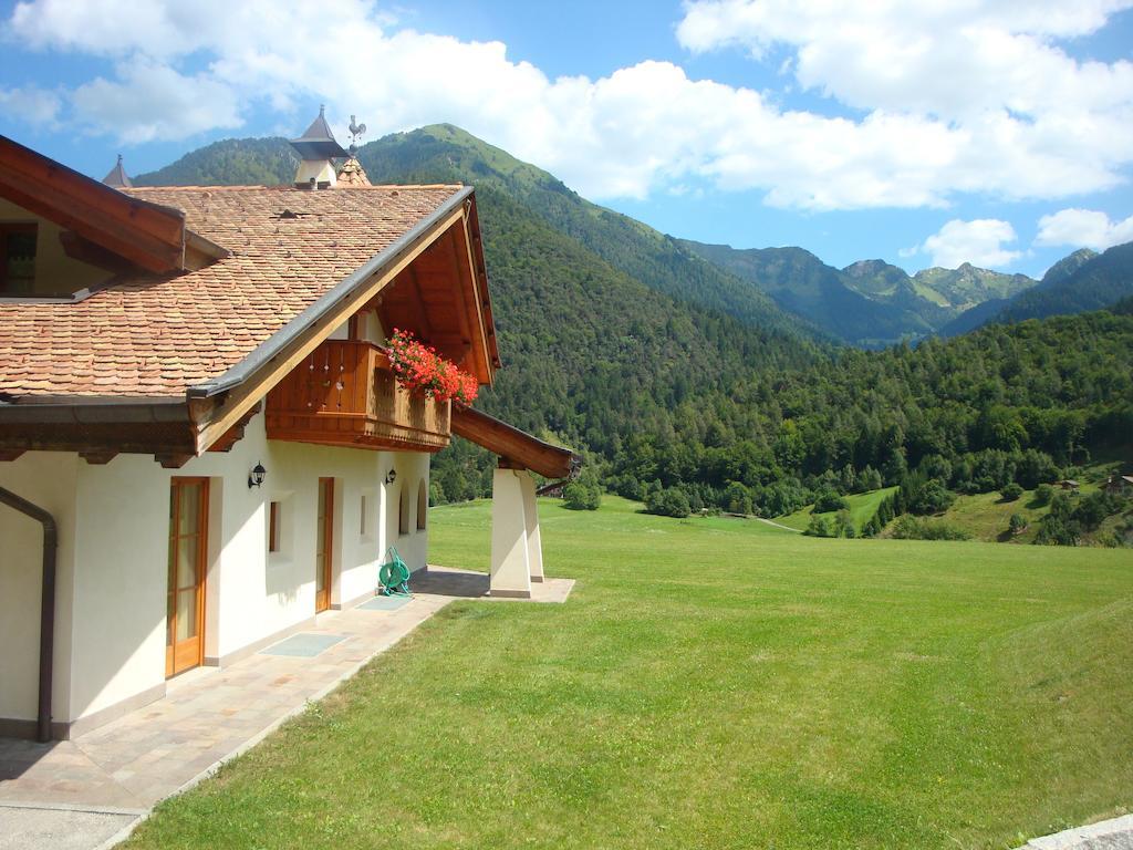 Bed and Breakfast Agritur Cornasest Breguzzo Esterno foto