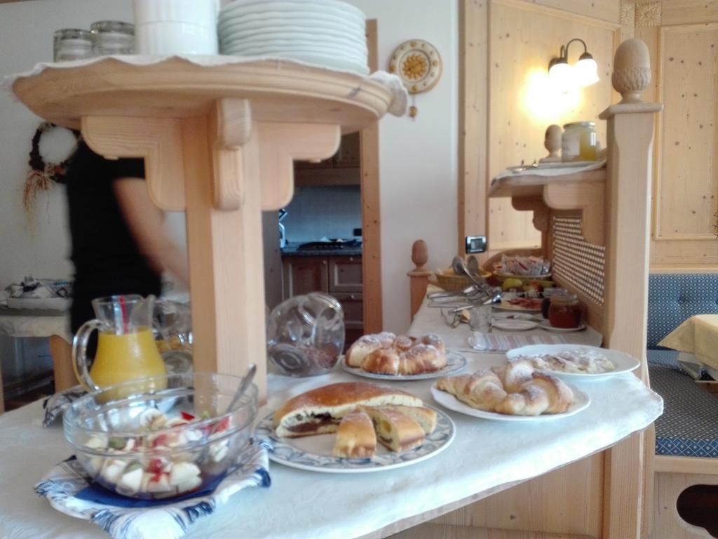 Bed and Breakfast Agritur Cornasest Breguzzo Esterno foto