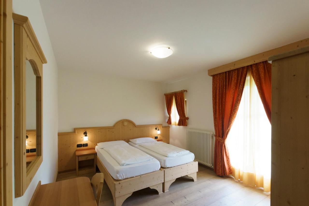 Bed and Breakfast Agritur Cornasest Breguzzo Esterno foto