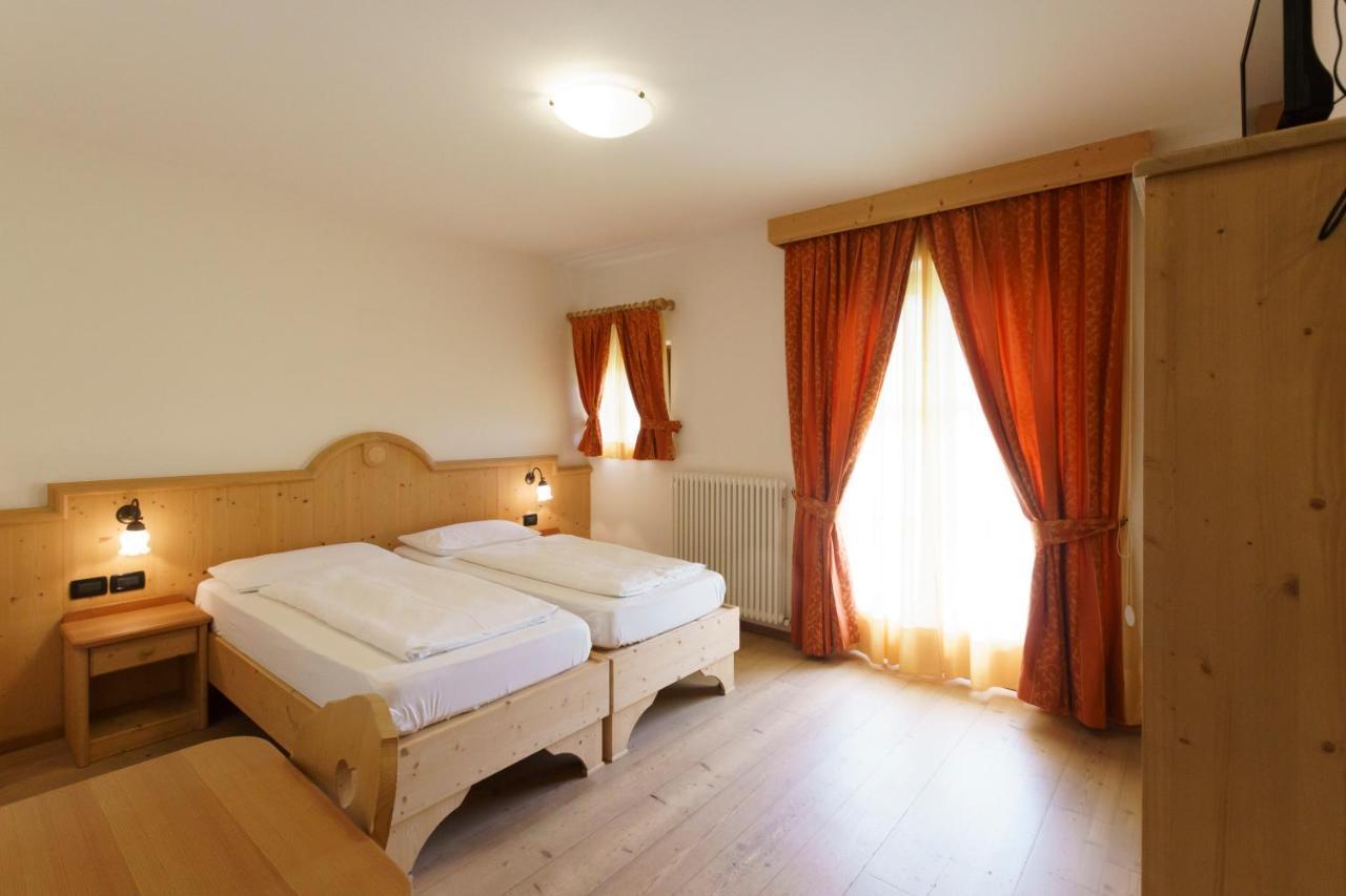 Bed and Breakfast Agritur Cornasest Breguzzo Esterno foto
